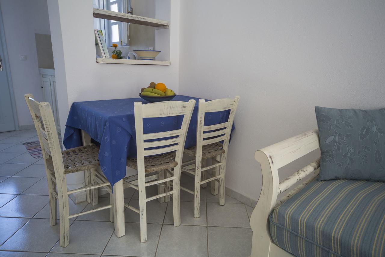 אויה Ianthe Apartments & Villa מראה חיצוני תמונה