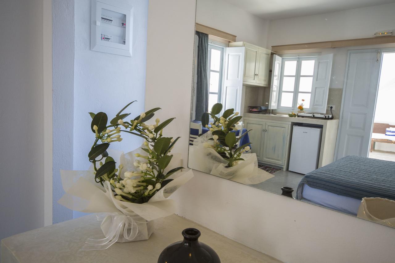 אויה Ianthe Apartments & Villa מראה חיצוני תמונה
