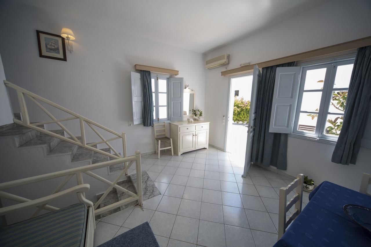 אויה Ianthe Apartments & Villa מראה חיצוני תמונה