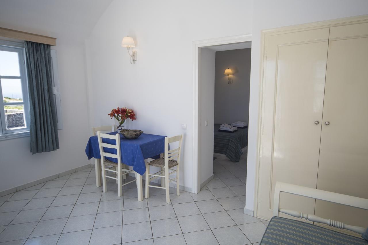 אויה Ianthe Apartments & Villa מראה חיצוני תמונה