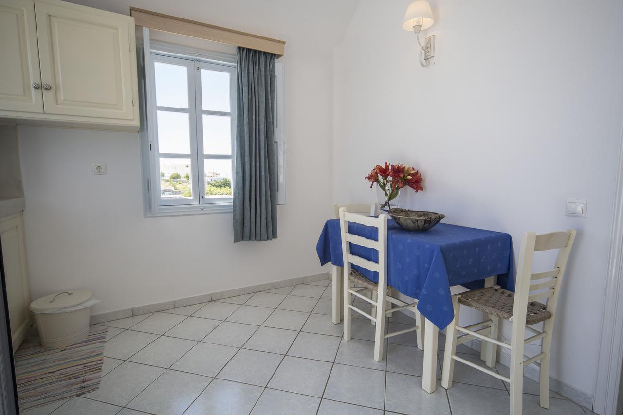 אויה Ianthe Apartments & Villa מראה חיצוני תמונה