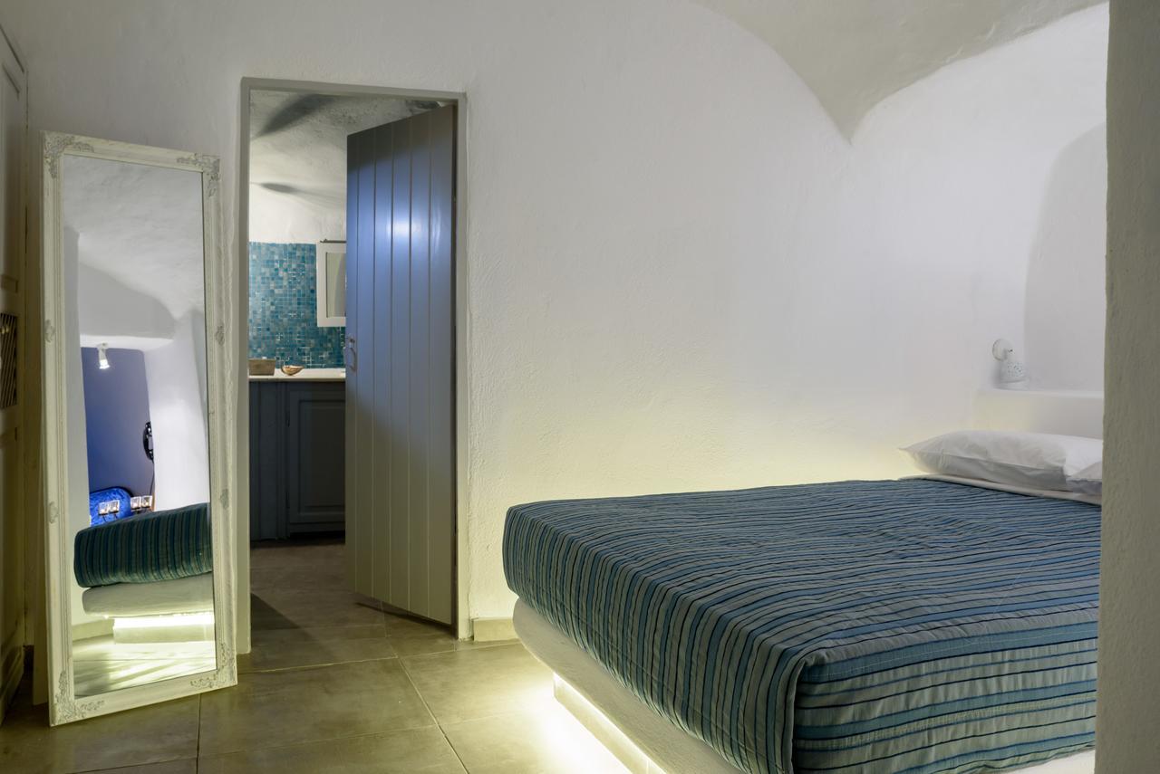 אויה Ianthe Apartments & Villa מראה חיצוני תמונה